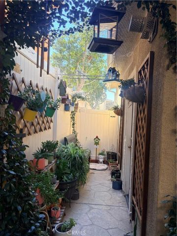 26014 Zaddison Court, Newhall, CA 91350