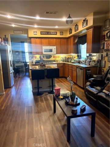 26014 Zaddison Court, Newhall, CA 91350