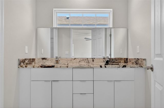 172 HOLLY VILLAGE DRIVE, Davenport, FL 33837