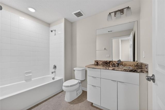 172 HOLLY VILLAGE DRIVE, Davenport, FL 33837