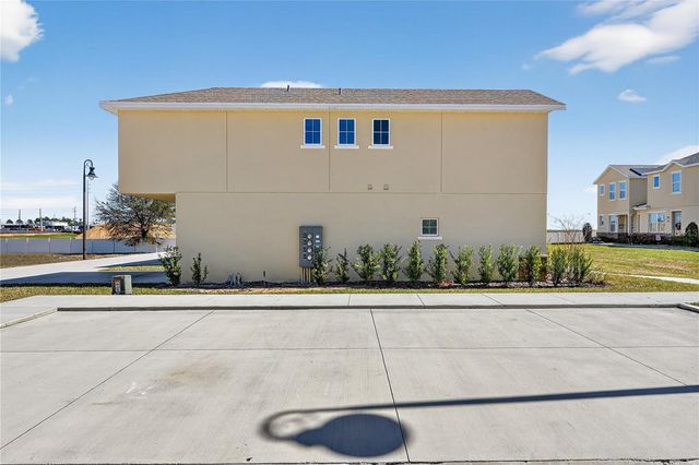 172 HOLLY VILLAGE DRIVE, Davenport, FL 33837