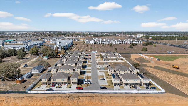 172 HOLLY VILLAGE DRIVE, Davenport, FL 33837