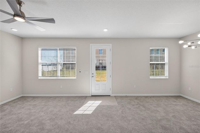 172 HOLLY VILLAGE DRIVE, Davenport, FL 33837