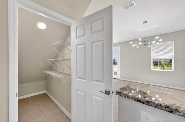 172 HOLLY VILLAGE DRIVE, Davenport, FL 33837