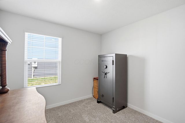 4333 Water Aven Drive, Canal Winchester, OH 43110