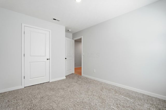 4333 Water Aven Drive, Canal Winchester, OH 43110