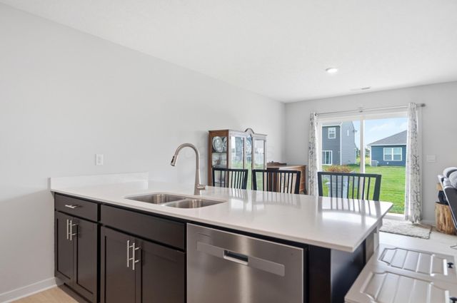 4333 Water Aven Drive, Canal Winchester, OH 43110