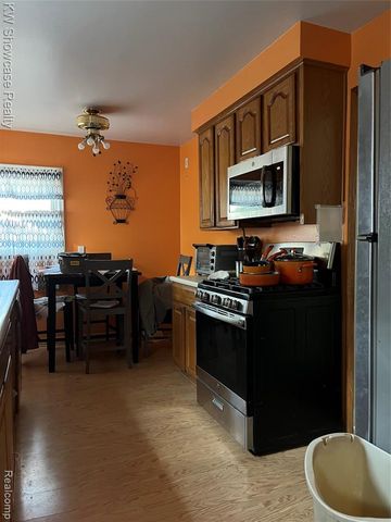 29537 Hazelwood Street, Inkster, MI 48141