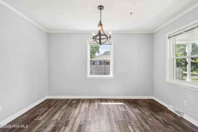 410 N Crestwood Drive, Wilmington, NC 28405