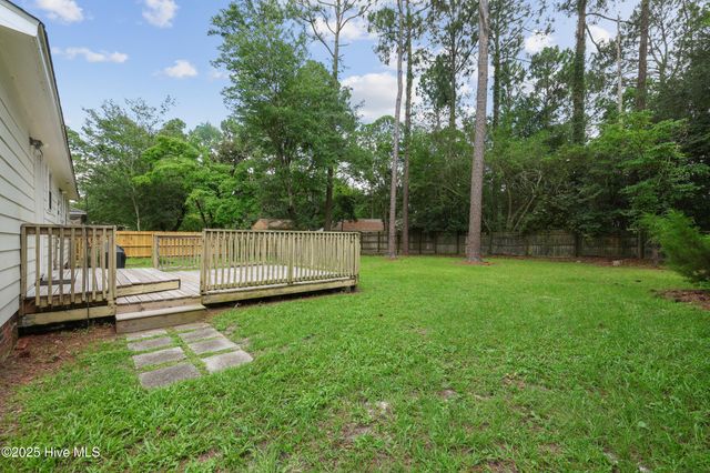 410 N Crestwood Drive, Wilmington, NC 28405