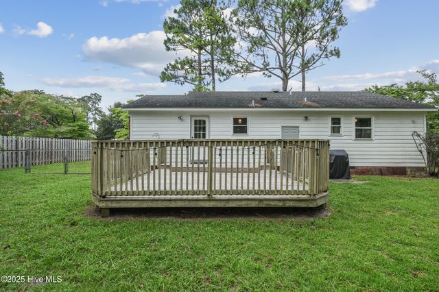 410 N Crestwood Drive, Wilmington, NC 28405
