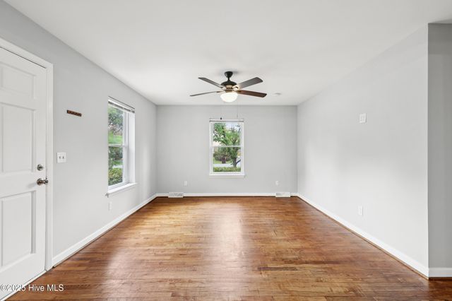 410 N Crestwood Drive, Wilmington, NC 28405