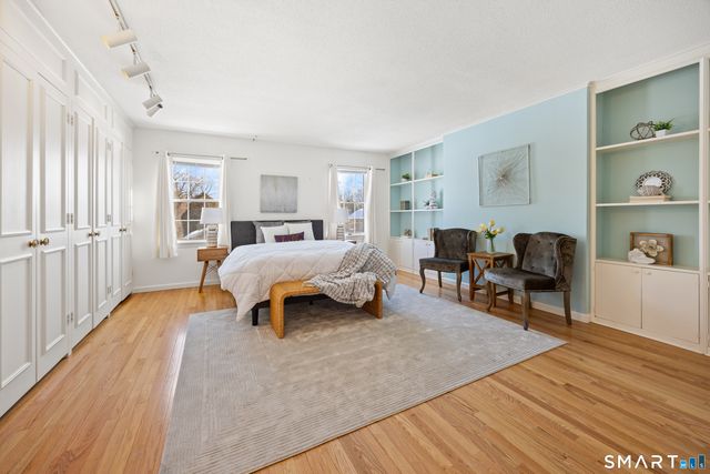 580 Mountain Road APT C, West Hartford, CT 06117