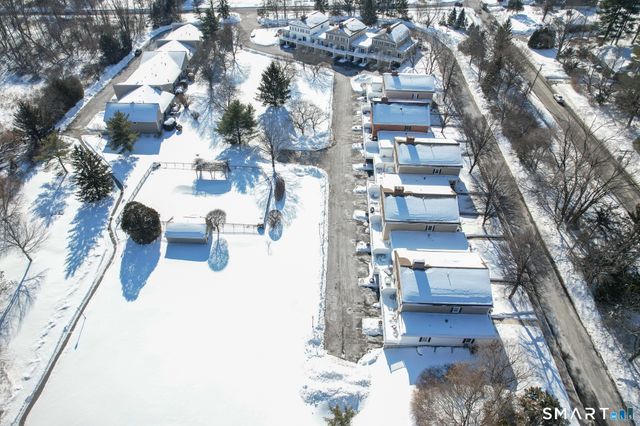 580 Mountain Road APT C, West Hartford, CT 06117