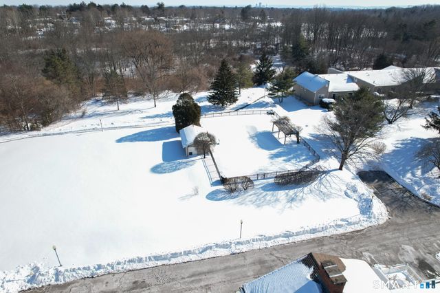 580 Mountain Road APT C, West Hartford, CT 06117