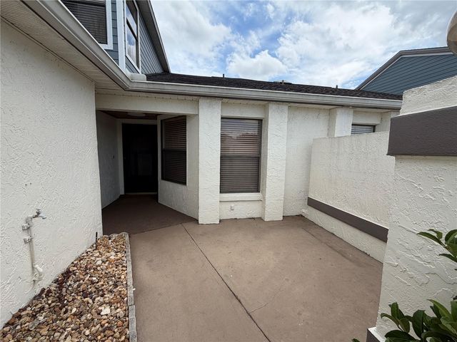 50 LAKEPOINTE CIRCLE, Kissimmee, FL 34743