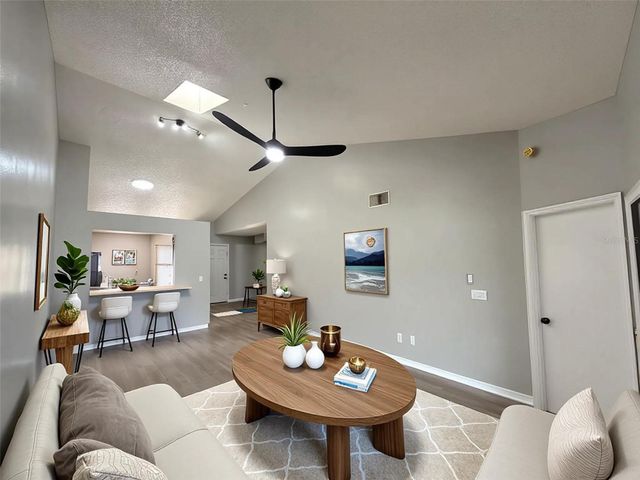 50 LAKEPOINTE CIRCLE, Kissimmee, FL 34743