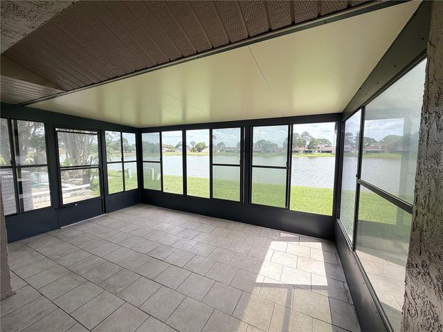 50 LAKEPOINTE CIRCLE, Kissimmee, FL 34743