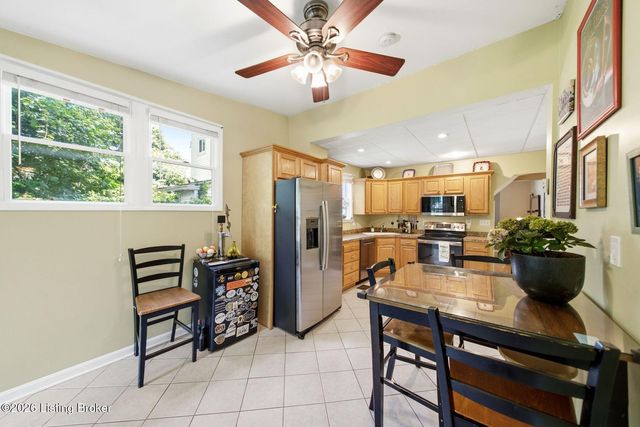 320 S Bayly Ave, Louisville, KY 40206