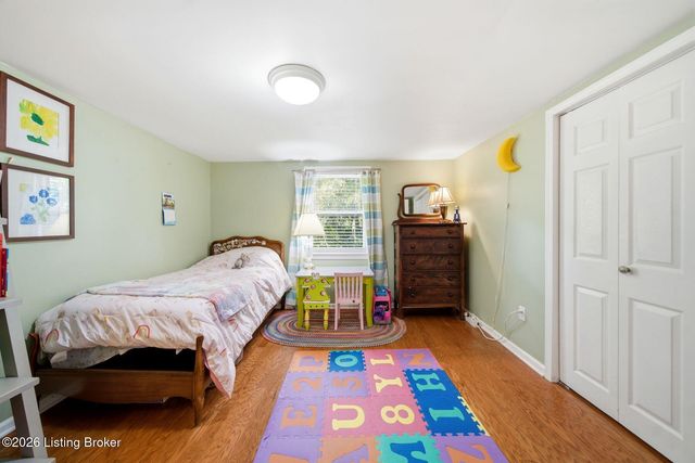 320 S Bayly Ave, Louisville, KY 40206