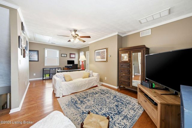 320 S Bayly Ave, Louisville, KY 40206