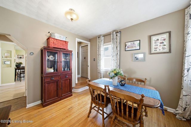 320 S Bayly Ave, Louisville, KY 40206