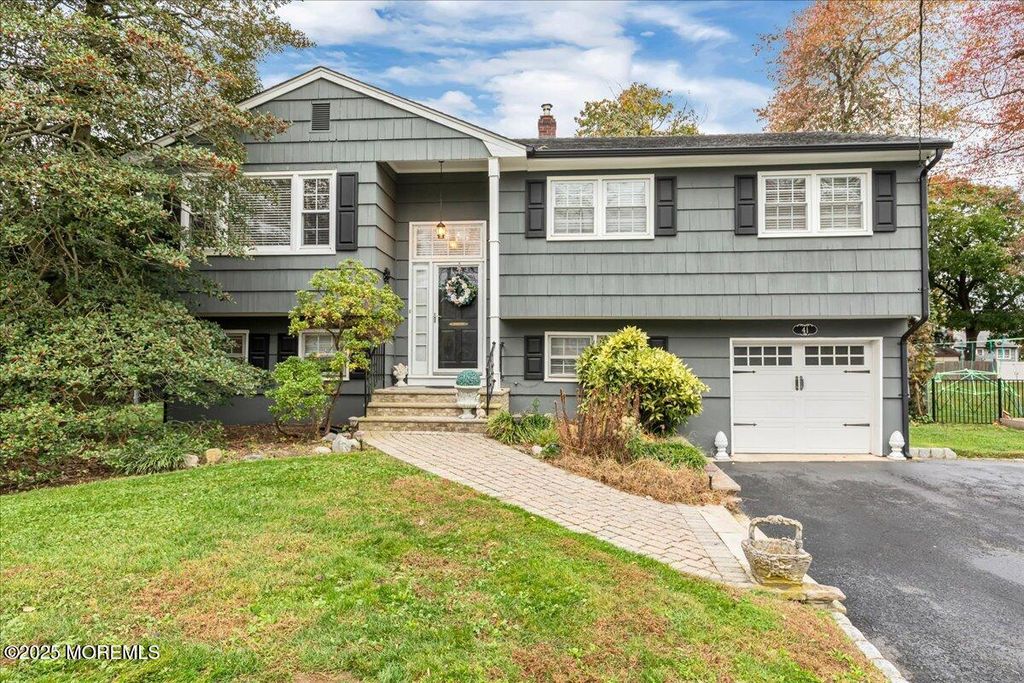 41 Edgewood Avenue, Little Silver, NJ 07739