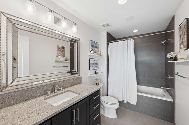 1212 Laurel St Apt 1213, Nashville, TN 37203