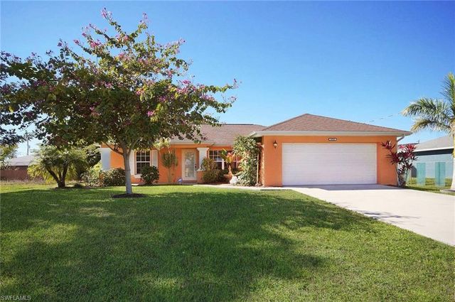 1916 NW 13th PL, Cape Coral, FL 33993