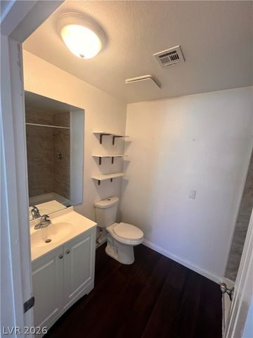 5576 West Rochelle Avenue 9D, Las Vegas, NV 89103