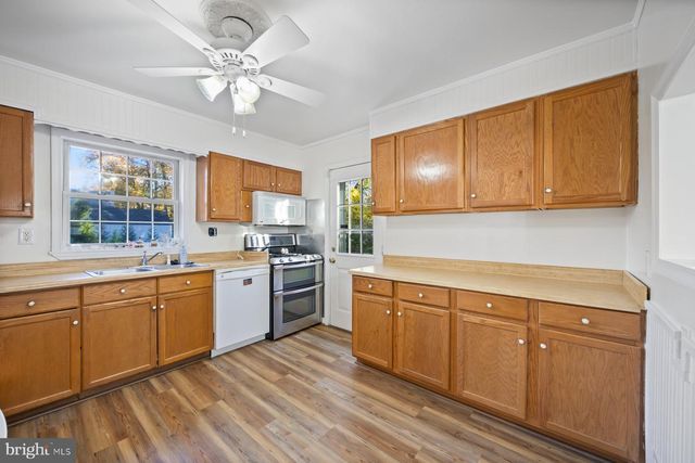 1003 LEE RD, Glen Burnie, MD 21061