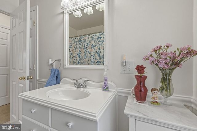 1003 LEE RD, Glen Burnie, MD 21061