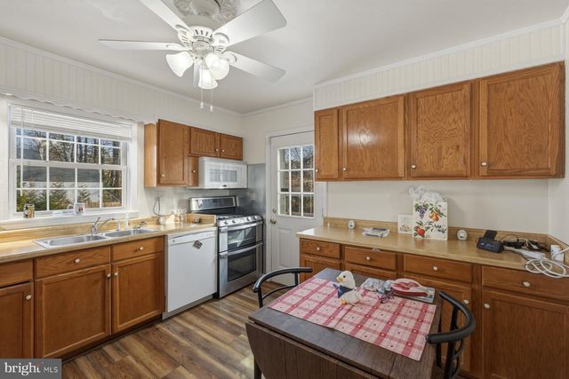 1003 LEE RD, Glen Burnie, MD 21061