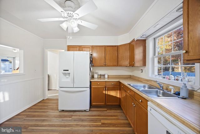 1003 LEE RD, Glen Burnie, MD 21061