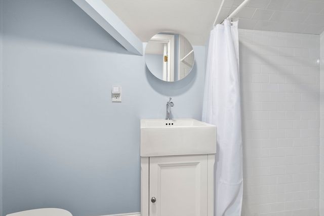 91 Fayette St 1, Watertown, MA 02472