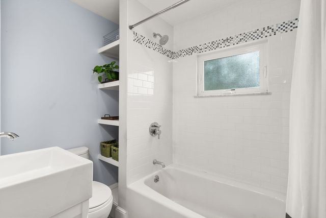 91 Fayette St 1, Watertown, MA 02472