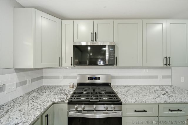 5715 E 28th Street, Tulsa, OK 74114