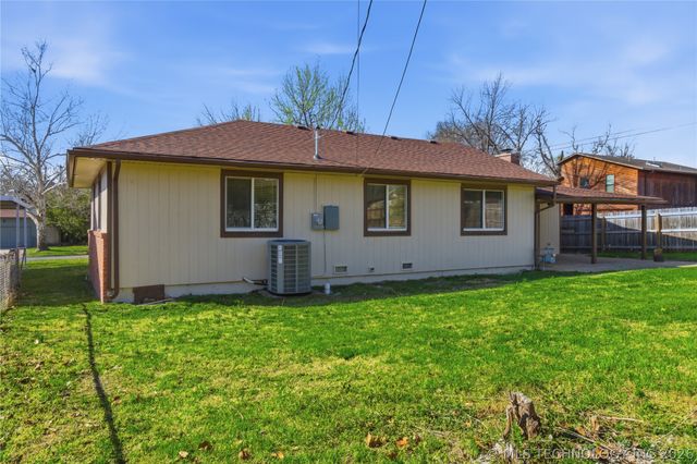 5715 E 28th Street, Tulsa, OK 74114