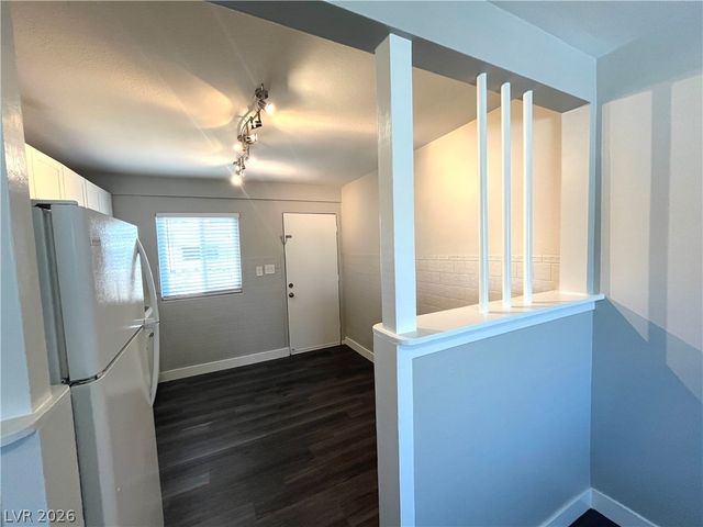 221 South 10th Street 6, Las Vegas, NV 89101
