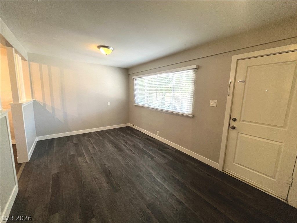 221 South 10th Street 6, Las Vegas, NV 89101