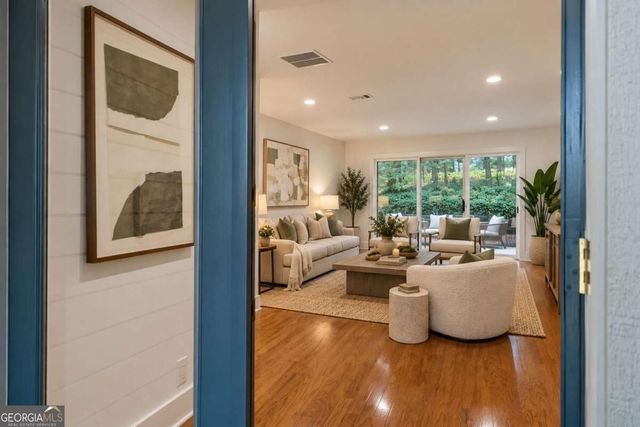 4198 Lake Rill Court, Marietta, GA 30062