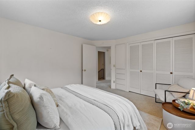 209 Bella Bella Drive, Fox Island, WA 98333