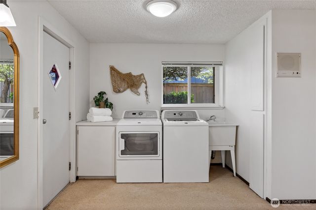 209 Bella Bella Drive, Fox Island, WA 98333