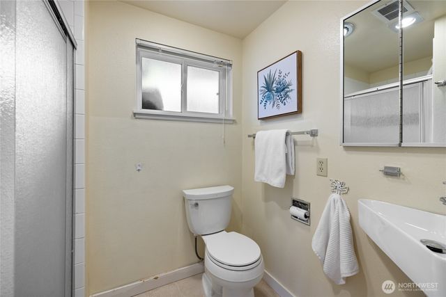 209 Bella Bella Drive, Fox Island, WA 98333