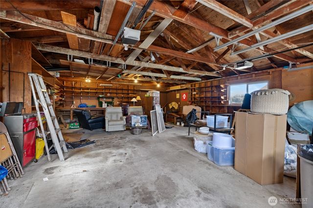209 Bella Bella Drive, Fox Island, WA 98333