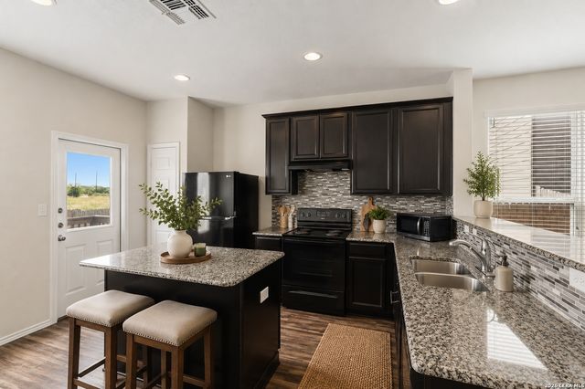 155 Rock Nettle, New Braunfels, TX 78130