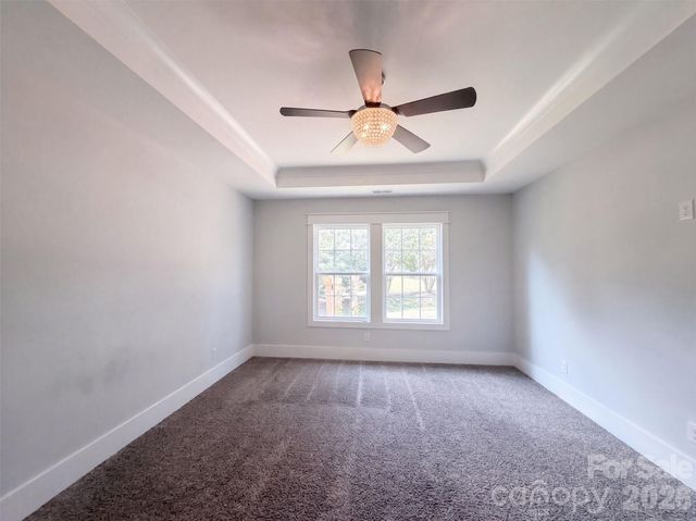 102 Sweet Oaks Lane, Statesville, NC 28677