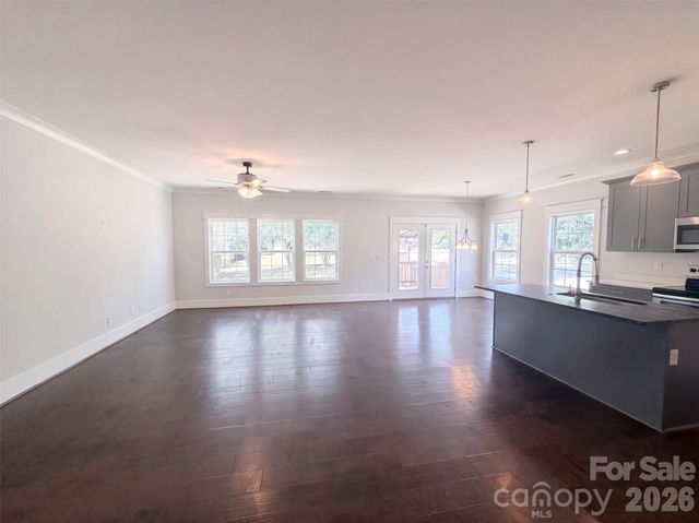 102 Sweet Oaks Lane, Statesville, NC 28677