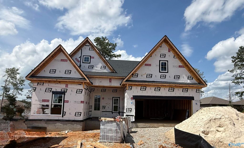 16 Belle Park Lane SW, Huntsville, AL 35803