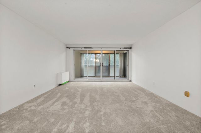 6450 York Avenue S 207, Edina, MN 55435
